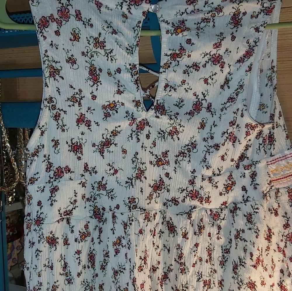 blouse - Picture 2 of 2